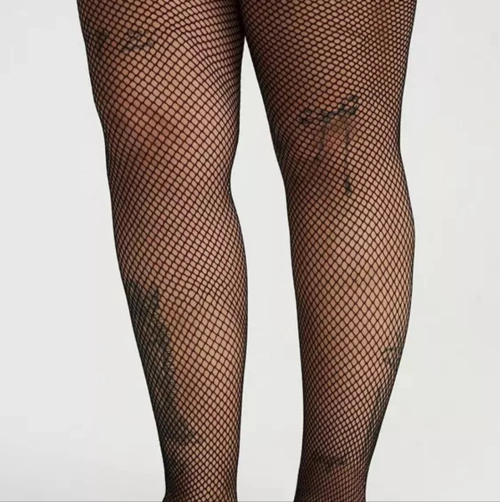 (Bundle Me!) Torrid Black Fishnet Tights- NWT- Size 1x/2x - Picture 1 of 5